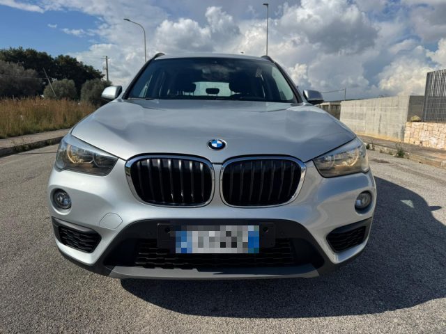 BMW X1 sDrive18d Sport - foto 2 di 4