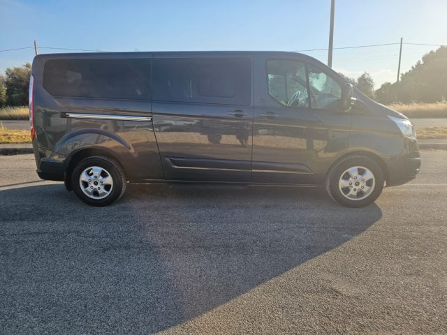 Ford Tourneo Custom 310 2.0 TDCi 170CV aut. Titanium 9 POSTI L2H1 - foto 4 di 4