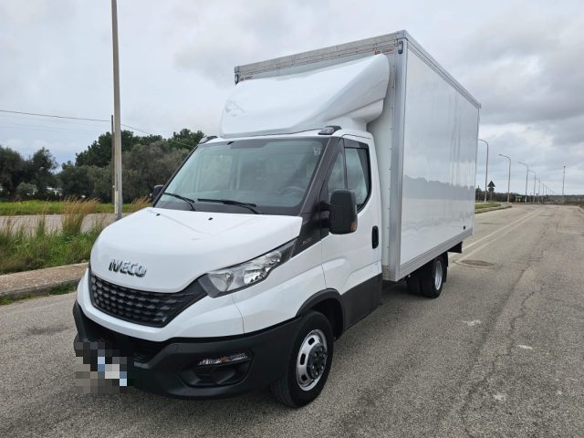 Iveco Daily 35C14 BTor 2.3 HPT PL-RG CASSA 8 BANCALI usato a MARUGGIO