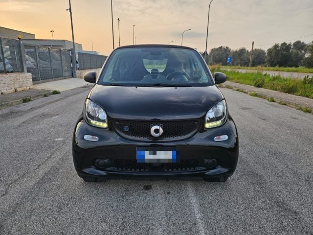 smart forTwo electric drive Youngster Coupé - foto 2 di 4