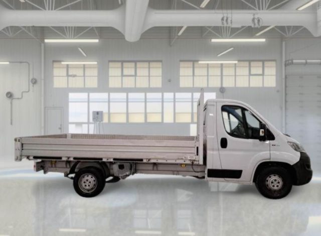 Fiat Ducato 35 2.3 MJT 130CV XLH1 PASSO 4100 CASSONE FISSO - foto 3 di 8
