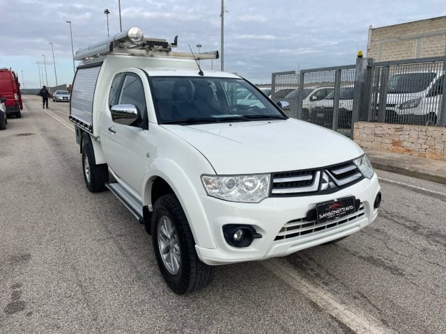 Mitsubishi L200 2.5 DI-D/136CV Club Cab Invite DPF - foto 3 di 4