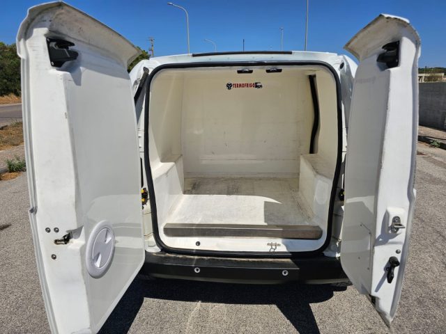 Fiat Fiorino 1.3 MJT 95CV Cargo SX COIBENTAZIONE ALIMENTARE usato a MARUGGIO