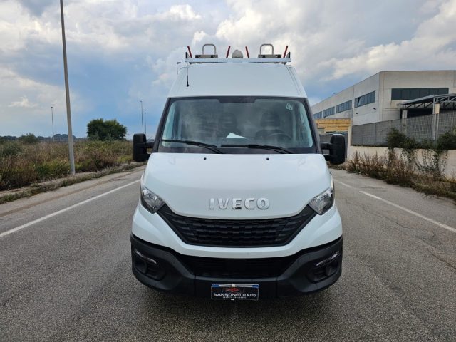 Iveco Daily 35S12V 2.3 HPT PM-TM Furgone ALLESTITO OFFICINA - foto 3 di 4