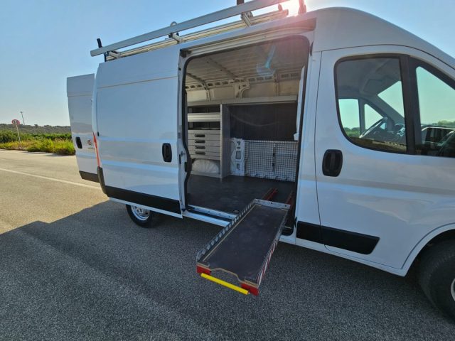 Fiat Ducato 33 2.3 MJT 140CV PM-TM Furgone ALLESTITO OFFICINA - foto 4 di 4