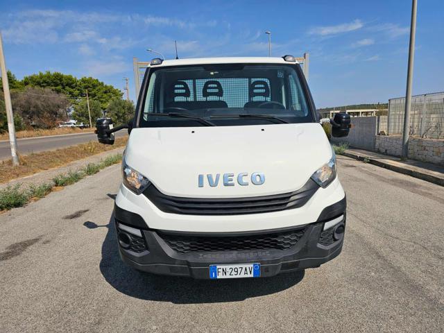 Iveco Daily 35C12PASSO 3750 2.3 MJT 120 CV RG CASSONE FISSO - foto 2 di 4