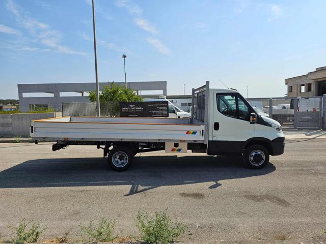 Iveco Daily 35C12PASSO 3750 2.3 MJT 120 CV RG CASSONE FISSO - foto 4 di 4