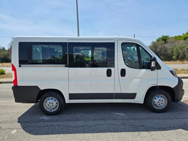 Peugeot Boxer 330 2.0 BlueHDi 110CV PC-TN Combi Comfort 9 POSTI - foto 4 di 4