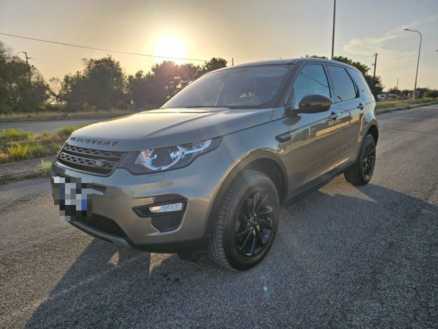 Land Rover Discovery Sport 2.0 TD4 180 CV SE 4WD AUTOVETTURA IVA ESPOSTA usato a MARUGGIO