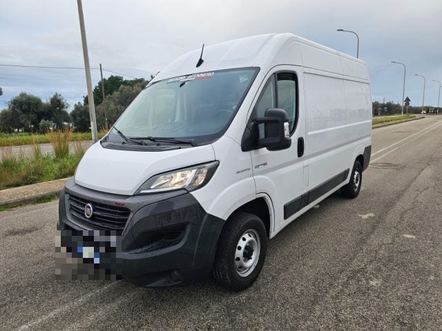 Fiat Ducato 35 2.3 MJT 160CV PM-TM Furgone con SPONDA usato a MARUGGIO