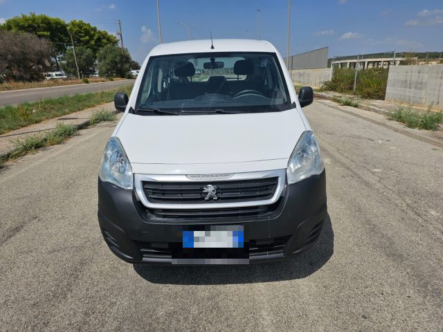 Peugeot Partner TEPEE 1.6 BLUEHDI 75CV ACCESS MIX 5 POSTI N1 - foto 2 di 4