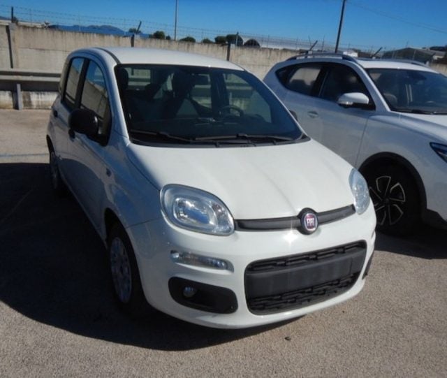Fiat Panda 1.3 MJT 80CV S&S Easy Van 4 posti - foto 2 di 4