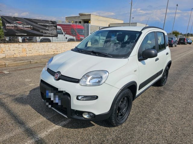 Fiat Panda 1.3 MJT 95 CV S&S 4x4 AUTOVETTURA usato a MARUGGIO