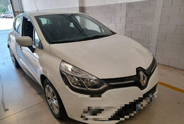 Renault Clio TCe 90 CV ENERGY GPL Life AUTOVETTURA - foto 2 di 9