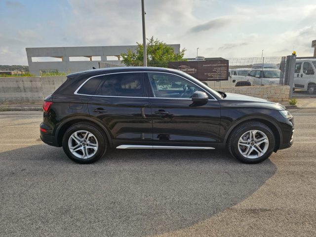 Audi Q5 35 TDI S tronic Business - foto 4 di 21