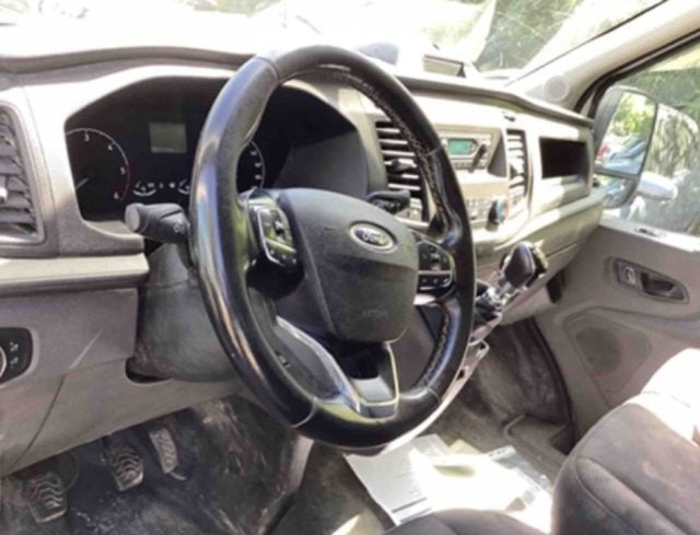 Ford Transit 350 2.0TDCi EcoBlue 130CV PL DC CASSONE FISSO - foto 4 di 6
