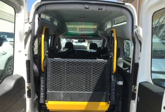 Fiat Doblo Doblò XL 1.6 MJT 120CV Maxi Lounge TETTO ALTO N1, del 2021, 101.150 km, in vendita a Maruggio (TA)