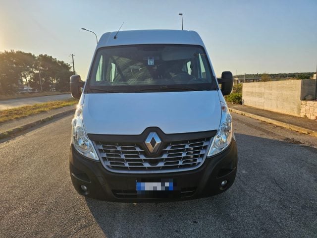 Renault Master T35 2.3 dCi/145 S&S PL-TM DOPPIA CABINA 7 POSTI - foto 2 di 4