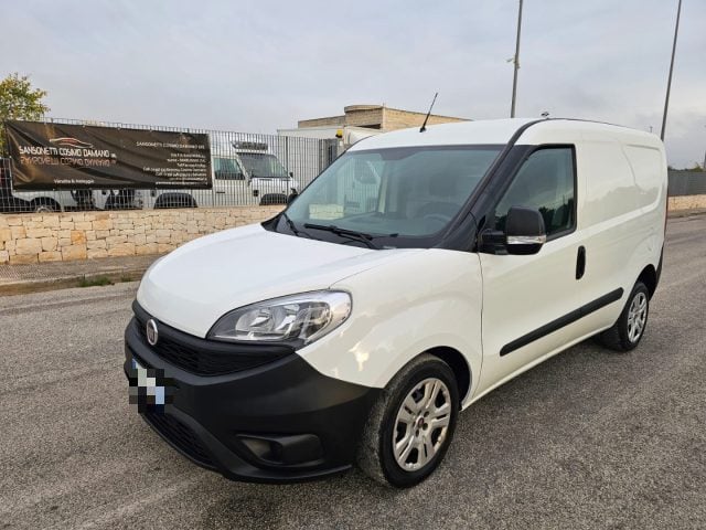 Fiat Doblo 1.6 MJT 105CV PC-TN Cargo COIBENTAZIONE ALIMENTARE, del 2019, 152.767 km, in vendita a Maruggio (TA)