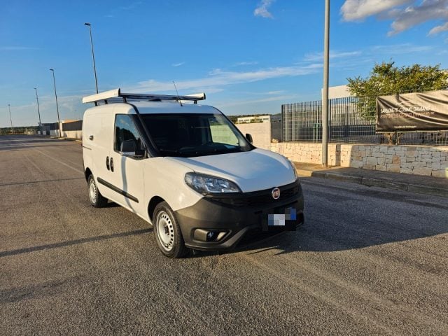 Fiat Doblo Doblò 1.6 MJT 105cv S&S PC-TN Cargo Business - foto 3 di 4