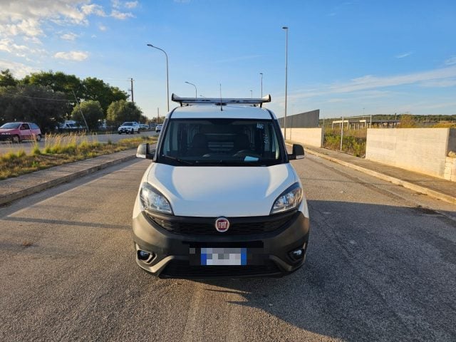 Fiat Doblo Doblò 1.6 MJT 105cv S&S PC-TN Cargo Business - foto 2 di 4