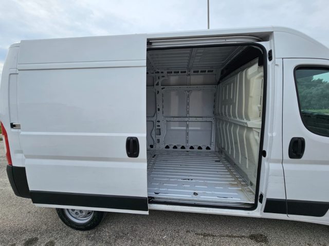 Fiat Ducato 30 2.3 MJT 120CV PM-TM Furgone - foto 4 di 4