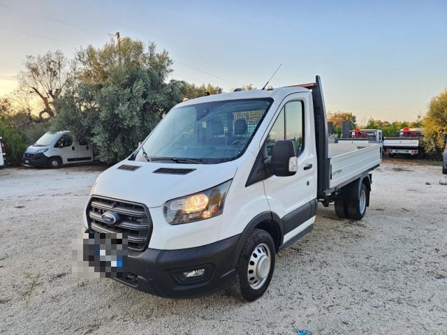 Ford Transit 350 2.0 MHEV 130CV L2 CASSONE FISSO, del 2023, 54.859 km, in vendita a Maruggio (TA)