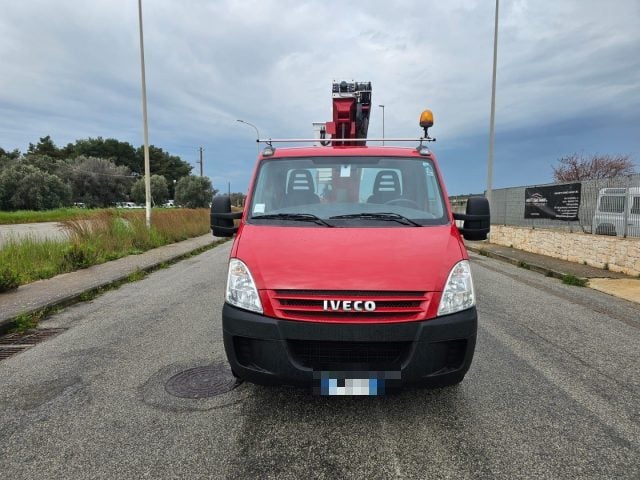 Iveco Ecodaily 35C10 2.3 PIATTAFORMA CON CESTELLO - foto 3 di 4