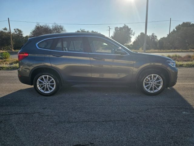 BMW X1 xDrive18d Business Sport - foto 4 di 4