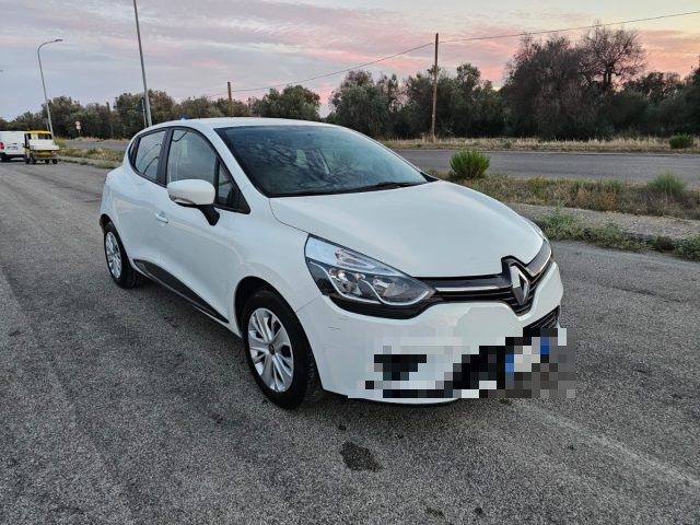 Renault Clio TCe 12V 90 CV GPL 5 porte Van Energy - foto 3 di 4