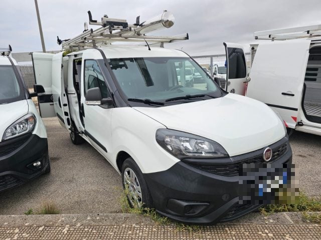 Fiat Doblo 1.6 MJT 105CV S&S PC ALLESTITO OFFICINA MOBILE, del 2022, 34.859 km, in vendita a Maruggio (TA)