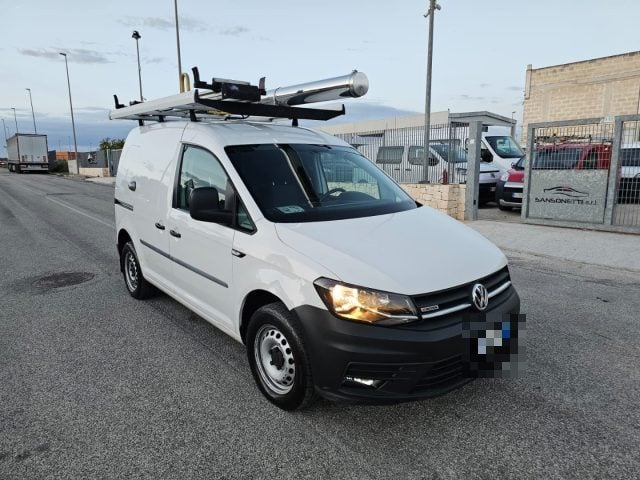 Volkswagen Caddy 2.0 TDI 122 CV 4Motion Furgone OFFICINA MOBILE - foto 3 di 4