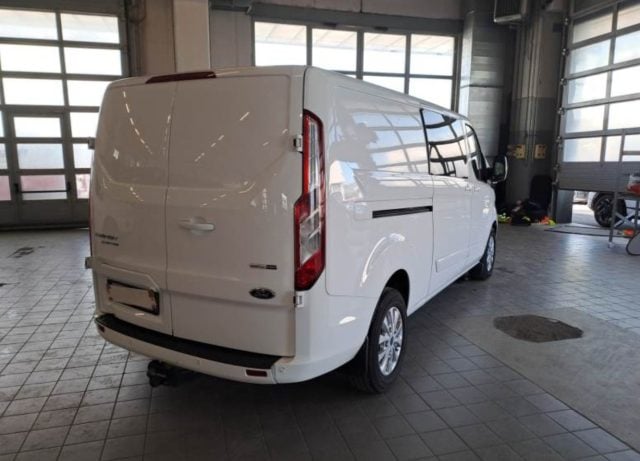Ford Transit Custom 320 2.0 EcoBlue 130 L2H1 DC Furgone Titanium - foto 4 di 4