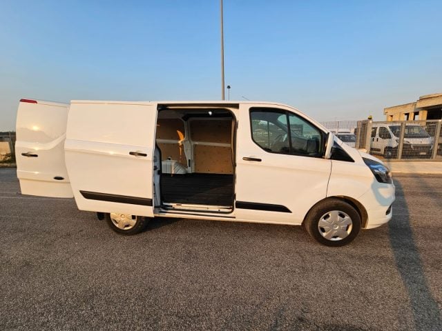 Ford Transit Custom 280 2.0 EcoBlue 130 PC Furgone Trend - foto 4 di 4