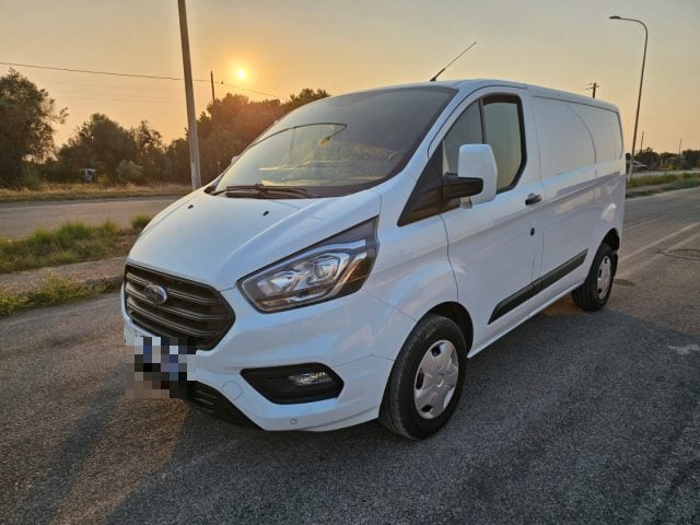 Ford Transit Custom 280 2.0 EcoBlue 130 PC Furgone Trend, del 2020, 119.959 km, in vendita a Maruggio (TA)