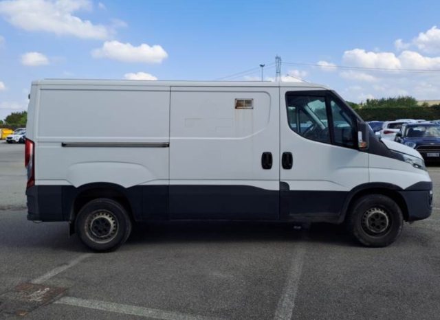 Iveco Daily 33S16V 2.3 HPT PM-TN Furgone - foto 4 di 4