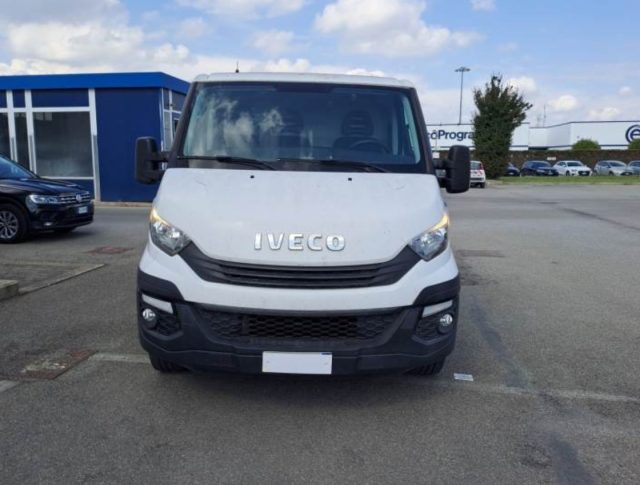 Iveco Daily 33S16V 2.3 HPT PM-TN Furgone - foto 2 di 4