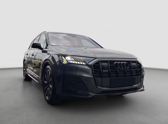 Audi Q7 45 TDI quattro tiptronic Sport - foto 2 di 4