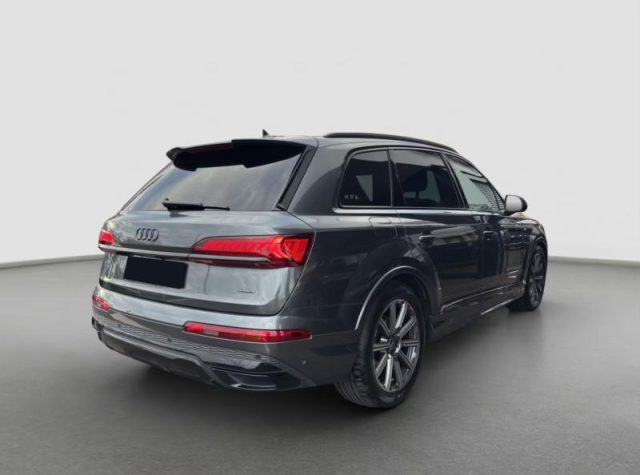 Audi Q7 45 TDI quattro tiptronic Sport - foto 3 di 4