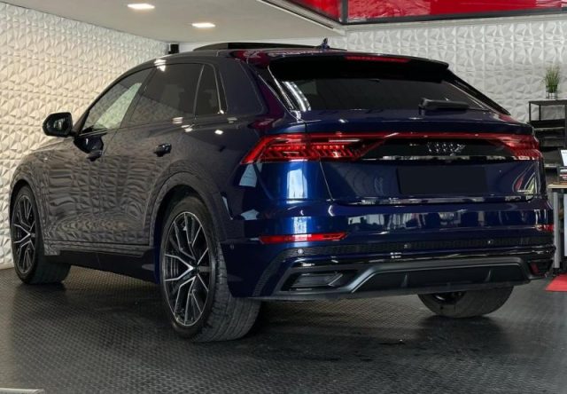 Audi Q8 SUV 50 TDI 286 CV quattro tiptronic S line editio - foto 4 di 4