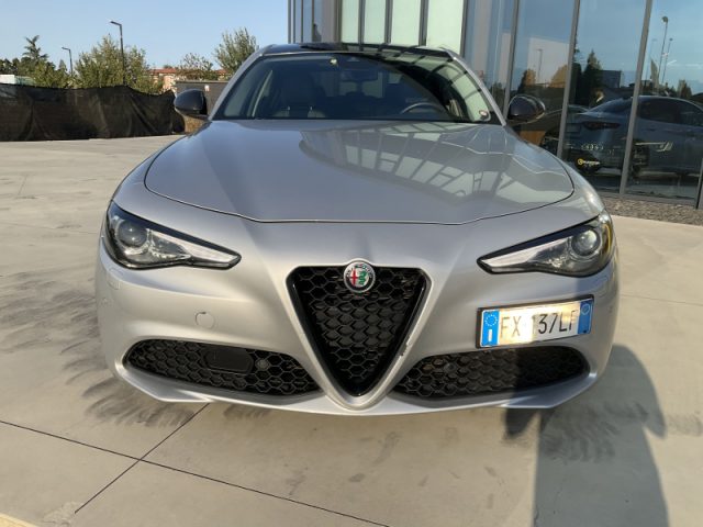 Alfa Romeo Giulia 2.2 Turbodiesel 160 CV AT8 B-Tech - foto 4 di 4