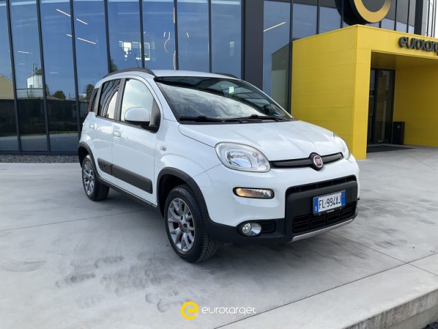 Fiat Panda 0.9 TwinAir Turbo S&S Trekking usato a PIEVE DI CENTO