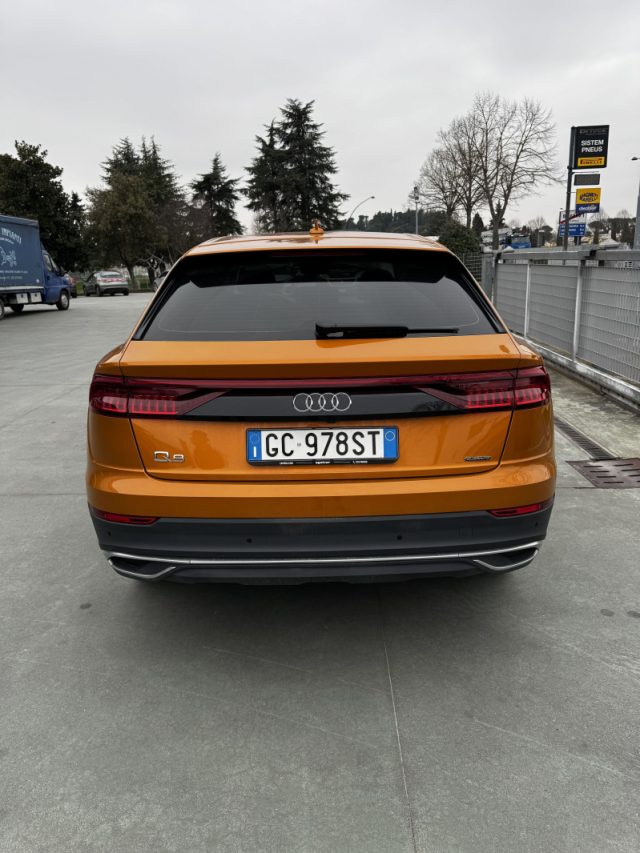 Audi Q8 45 TDI quattro tiptronic - foto 3 di 4