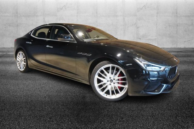 Maserati Ghibli V6 430 CV Q4 Gransport usato a PIEVE DI CENTO