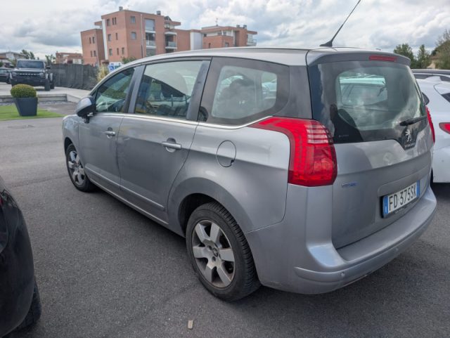 Peugeot 5008 BlueHDi 120 S&S Business - foto 2 di 4
