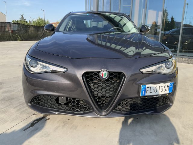 Alfa Romeo Giulia 2.2 Turbodiesel 150 CV AT8 Super - foto 2 di 4