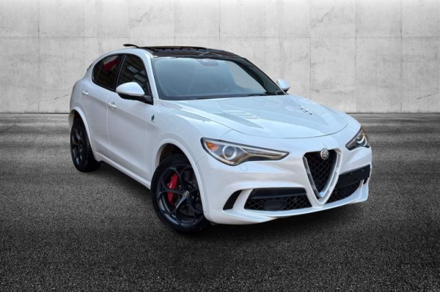 Alfa Romeo Stelvio 2.9 Bi-Turbo V6 510 CV AT8 Quadrifoglio - foto 2 di 4
