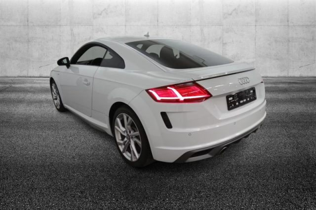 Audi TT Coupé 45 TFSI S tronic - foto 3 di 4
