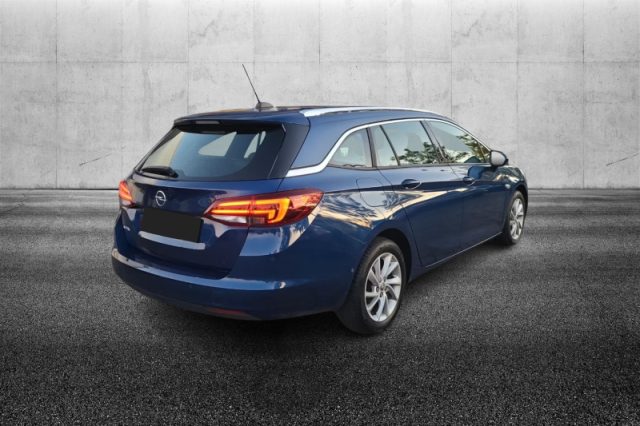 Opel Astra 1.5 CDTI 122 CV S&S AT9 5 porte Business Elegance - foto 4 di 4