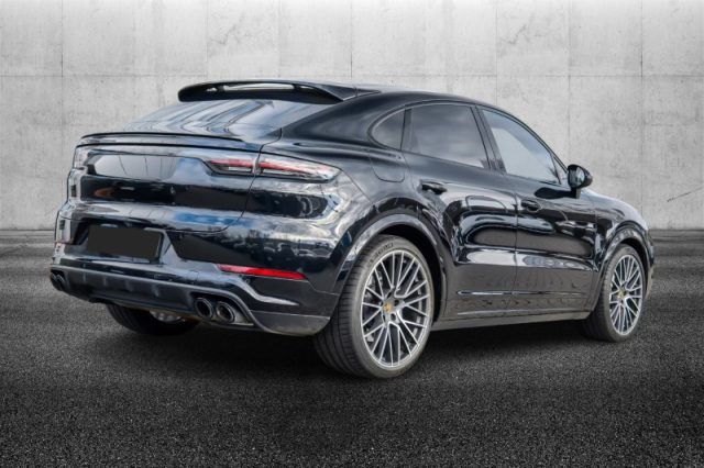 Porsche Cayenne Coupé 3.0 V6 - foto 3 di 4